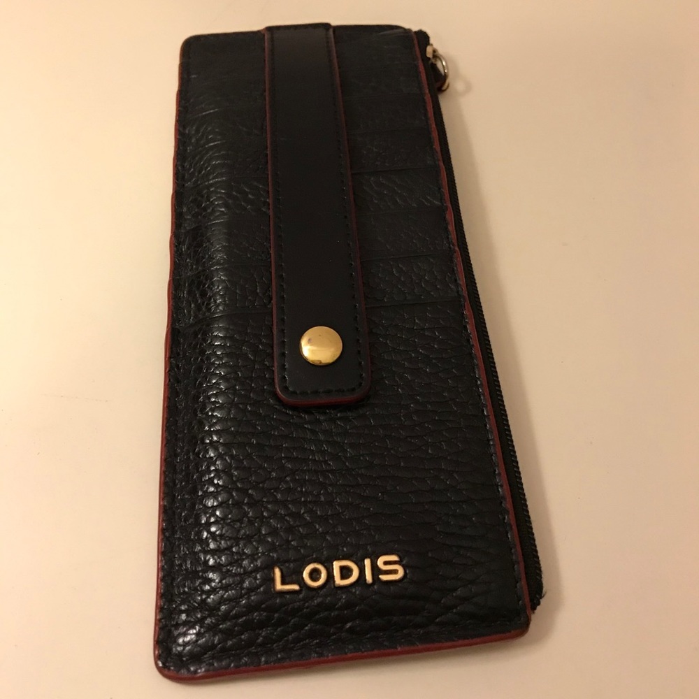 Lodi’s card holder